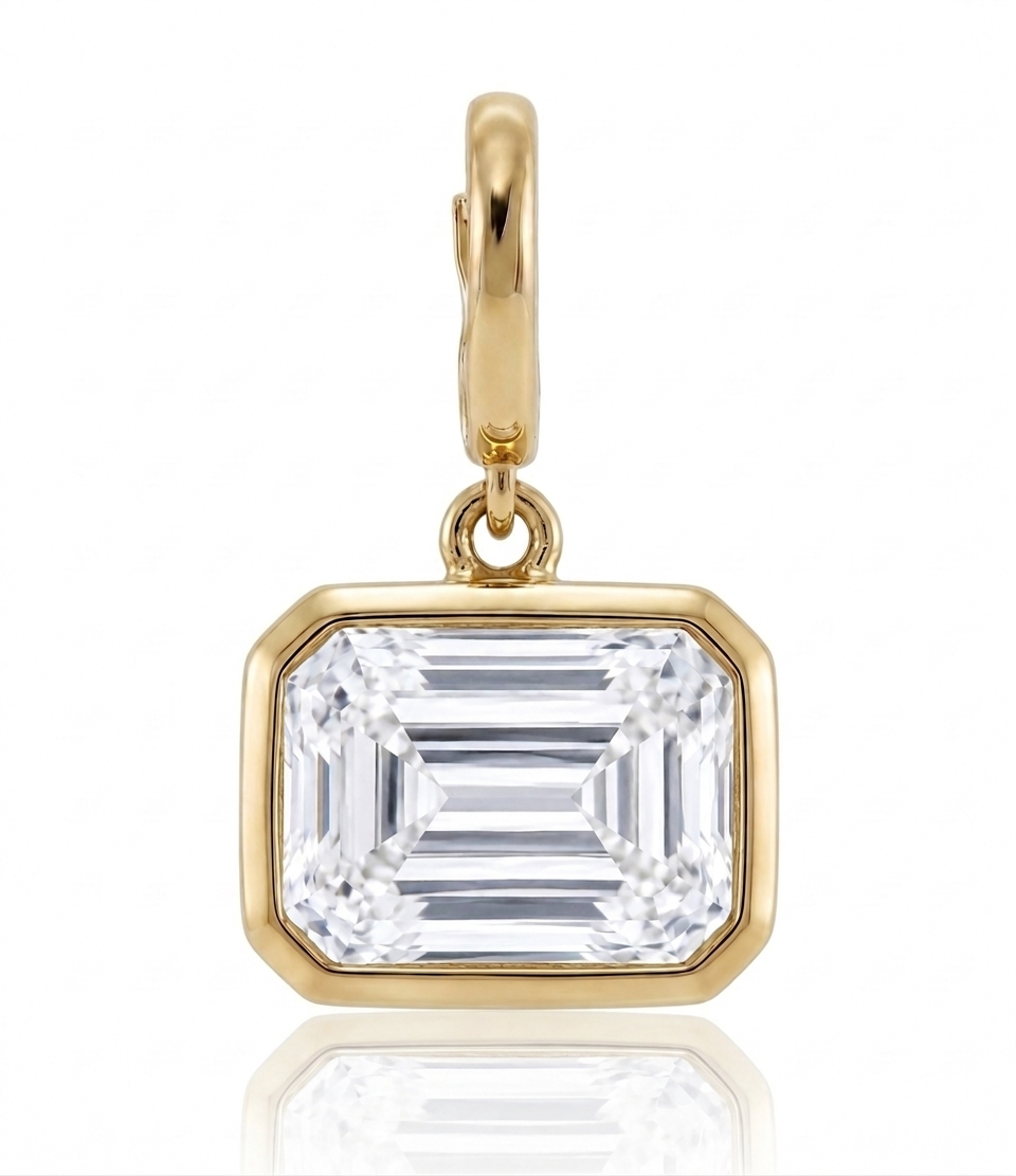 IDA-BEZEL-SOLITAIRE-PENDANT-Emerald -CUT-Horizontal.jpg